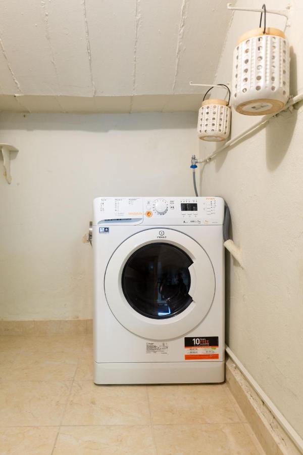 Charming Apartment In The Heart Of Plaka 아테네 외부 사진