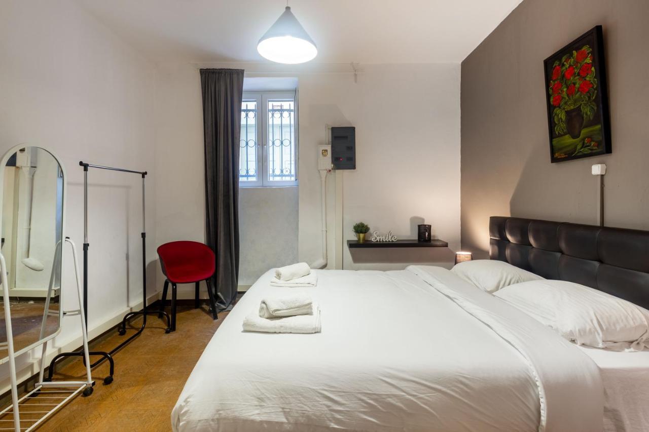 Charming Apartment In The Heart Of Plaka 아테네 외부 사진